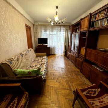 Українська вул., 43