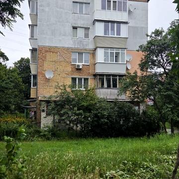Дніпровська вул., 4