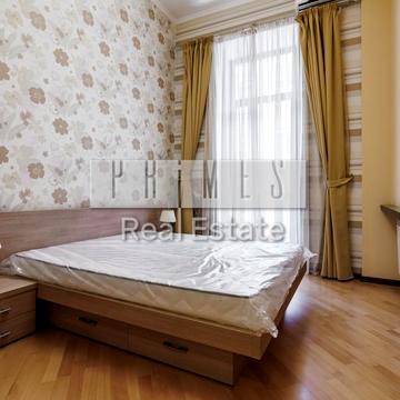 Рейтарська вул., 20/24