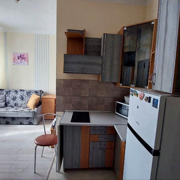 Моторна вул., 48