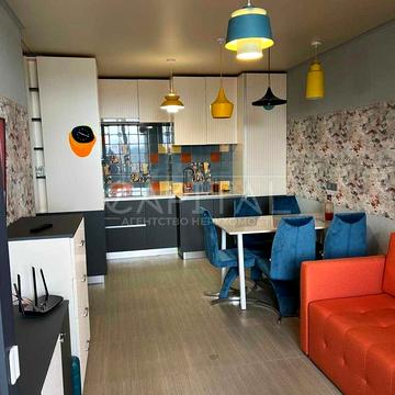 Дніпровська набережна вул., 18-А