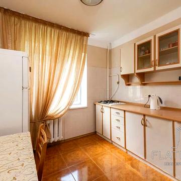 Русанівський бульв., 9