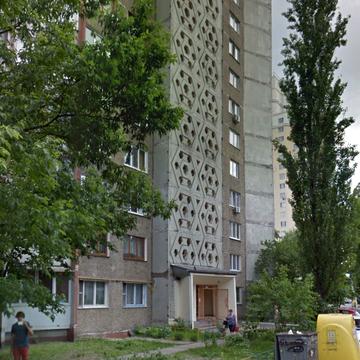 Йорданська вул. (Лайоша Гавро), 2-Б