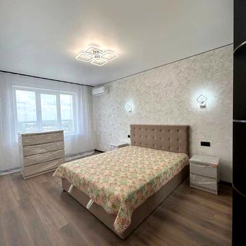 Металургів вул., 35