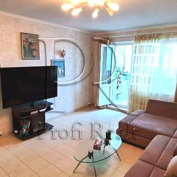 Миколи Бажана просп., 36