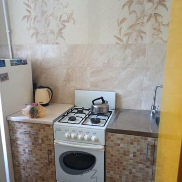 Сталеварів вул., 1/30