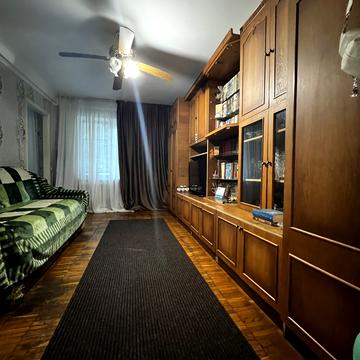Ірини Бекешкіної вул. (Генерала Карбишева), 8