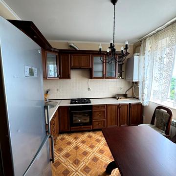 Кераміків вул., 26