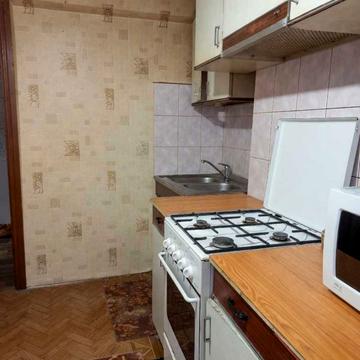 Слави бульв., 8