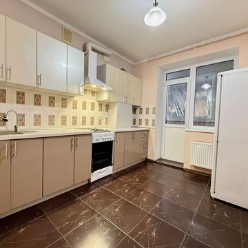 Боголюбова вул., 11
