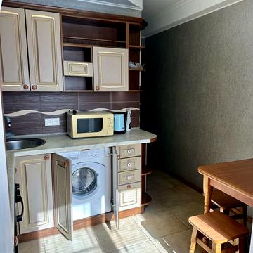 Олександра Архипенка вул. (Мате Залки), 3