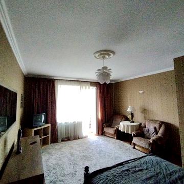 Павлівська вул., 4/8