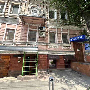 Старокозацька вул. (Комсомольська), 22