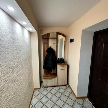 Героїв просп., 50