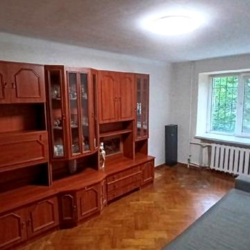 Князя Ярослава Мудрого просп. (Академіка Глушка), 6б