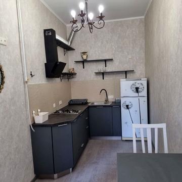 Болгарська вул., 12