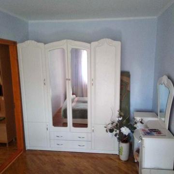 Сергія Корольова вул., (Будинок)