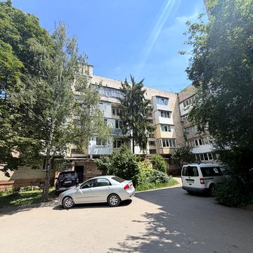 Героїв Майдану вул. (Червоноармійська), 93