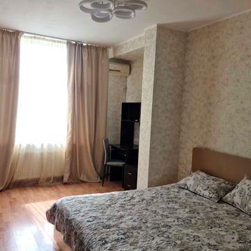 Торгова вул., 9