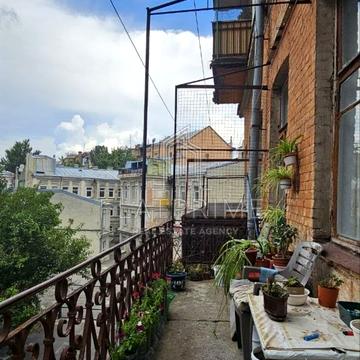 Велика Васильківська вул. (Червоноармійська), 12