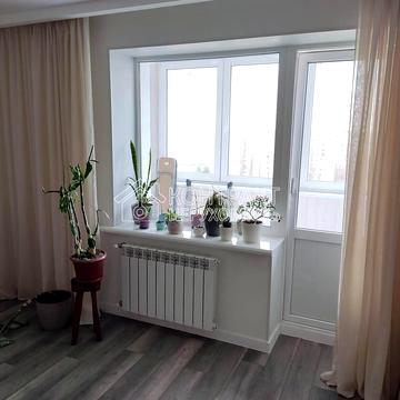 Академіка Курчатова просп., 10