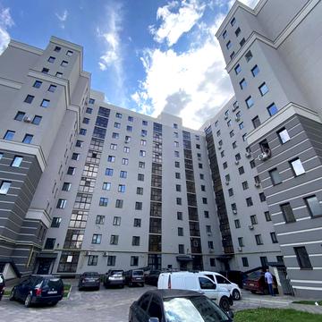 Збройних Сил України вул. (Інтернаціоналістів), 1