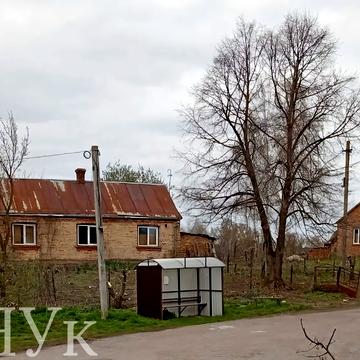 Набережна, 1
