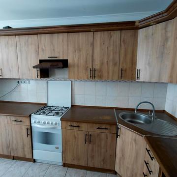 Просвіти бульв., 21