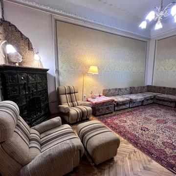 Костя Левицького вул. (), 12