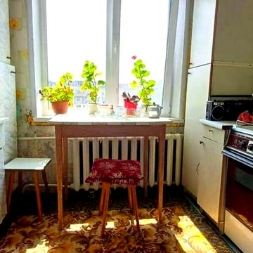 Набережна Перемоги вул., 118