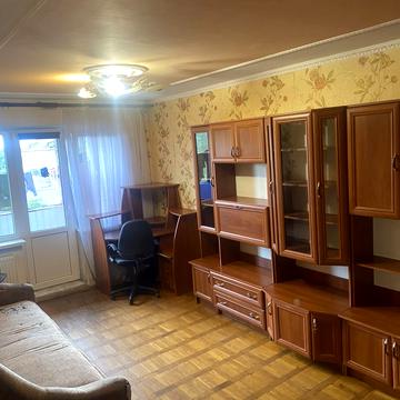 Ірини Фаріон вул., 5