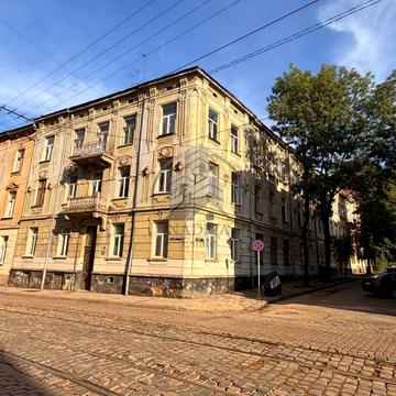 Дмитра Вітовського вул. (), 5а