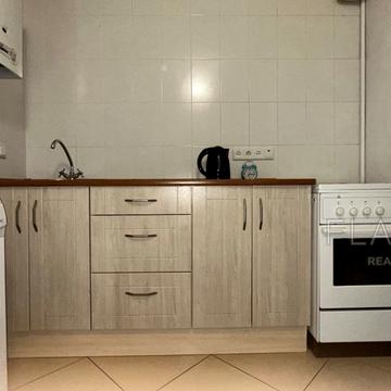 Віктора Ярмоли вул., 38