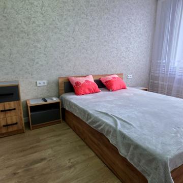 Ярослава Гашека бульв., (Будинок 3)
