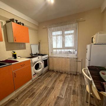 Міста Шалетт вул., 3