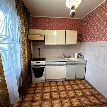 Озерна вул., 24