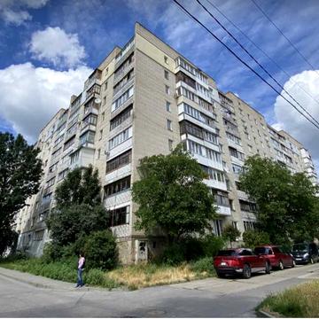 Миколи Куліша вул., 20