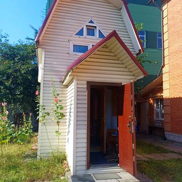 Оксамитова вул., 18-Б