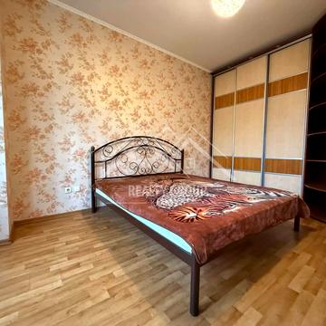 Петра Калнишевського вул. (Харитонова), 11
