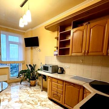 Архітекторська вул., 24