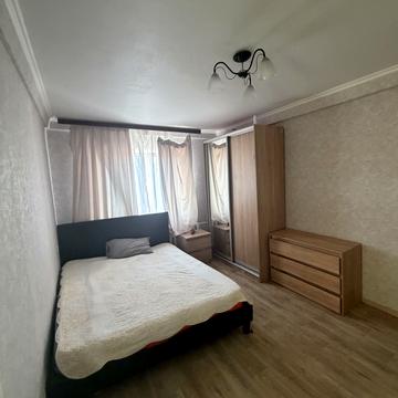 Ореста Левицького вул. (Академіка Курчатова), 23