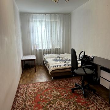 Космонавтів просп., 67