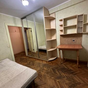 Соломянська вул., 38