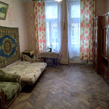 Пекарська вул., 36