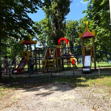 Гвардійців-Широнінців вул., 10а