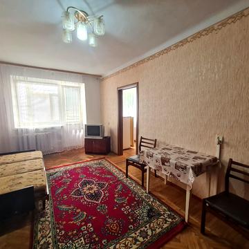 Бузника вул., 18