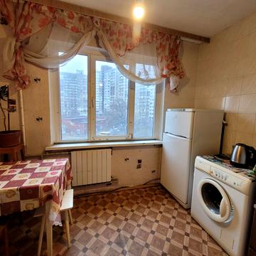 Академіка Заболотного вул., 78