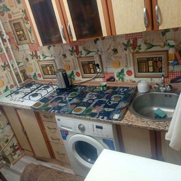 Леся Курбаса просп., 9-В