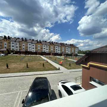 Героїв Майдану вул., (Будинок 8)