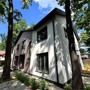 Марії Зерової вул. (Мічуріна), 2в